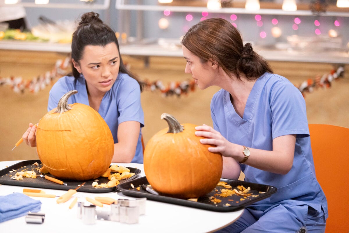 Grey's Anatomy Season 19 Episode 4: Haunted MIDORI FRANCIS, ADELAIDE KANE