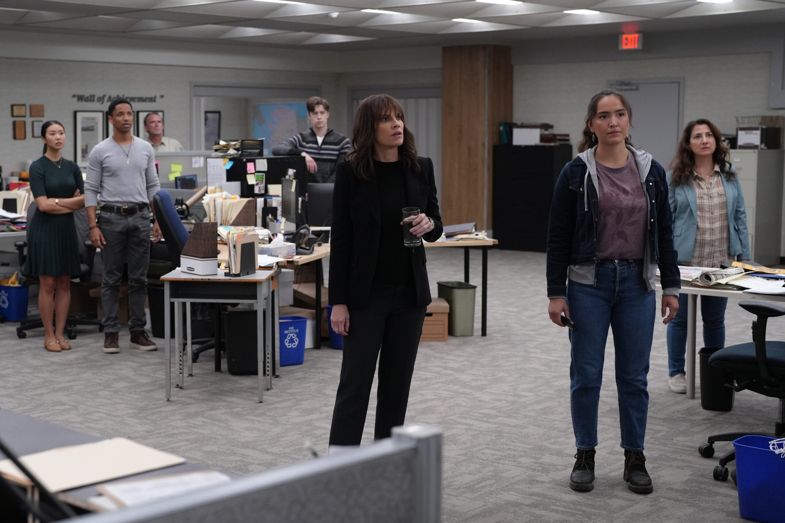 Alaska Daily Season 1 Episode 5 - HILARY SWANK, GRACE DOVE | Tell-Tale TV Alaska Daily Season 1 Episode 5 - HILARY SWANK, GRACE DOVE