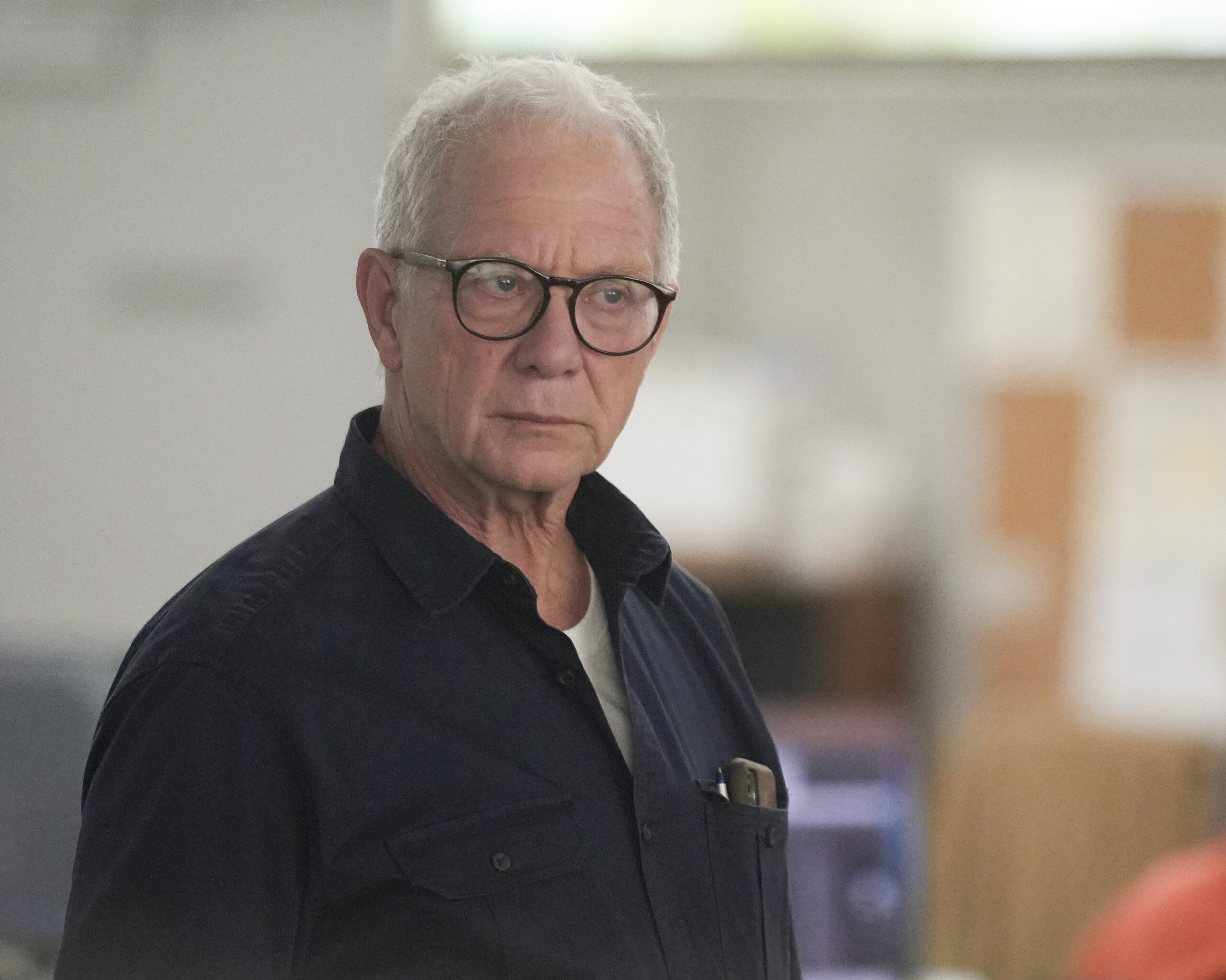 Alaska Daily Season 1 Episode 4 - JEFF PERRY | Tell-Tale TV Alaska Daily Season 1 Episode 4 - JEFF PERRY