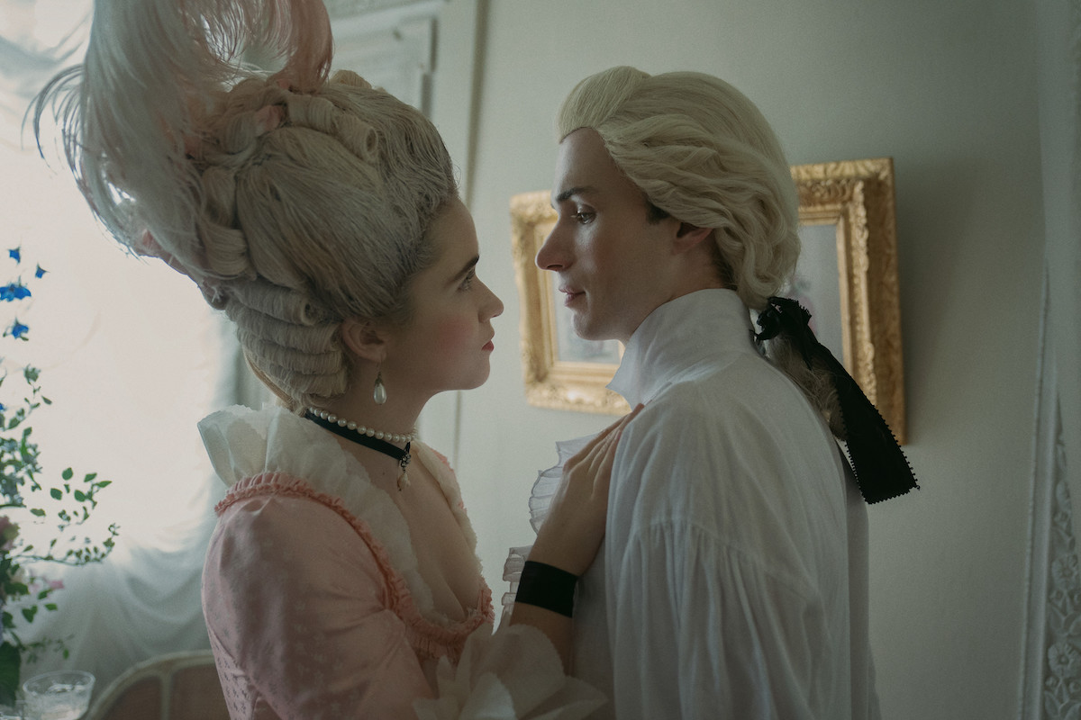 Dangerous Liaisons Season 1 2022 | Tell-Tale TV Dangerous Liaisons_Episode 101_Left to Right: Alice Englert ("Camille"), Nicholas Denton ("Valmont")