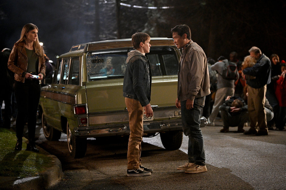 Quantum Leap - Season 1 Episode 6 - Caitlin Bassett, Everett Andres, and Raymond Lee Preview — Quantum Leap Season 1 Episode 6: What a Disaster