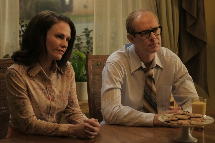 A Friend of the Family - Season 1 Episode 3 - Anna Paquin and Colin Hanks