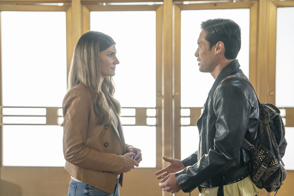 Quantum Leap - Season 1 Episode 4 - Caitlin Bassett and Raymond Lee