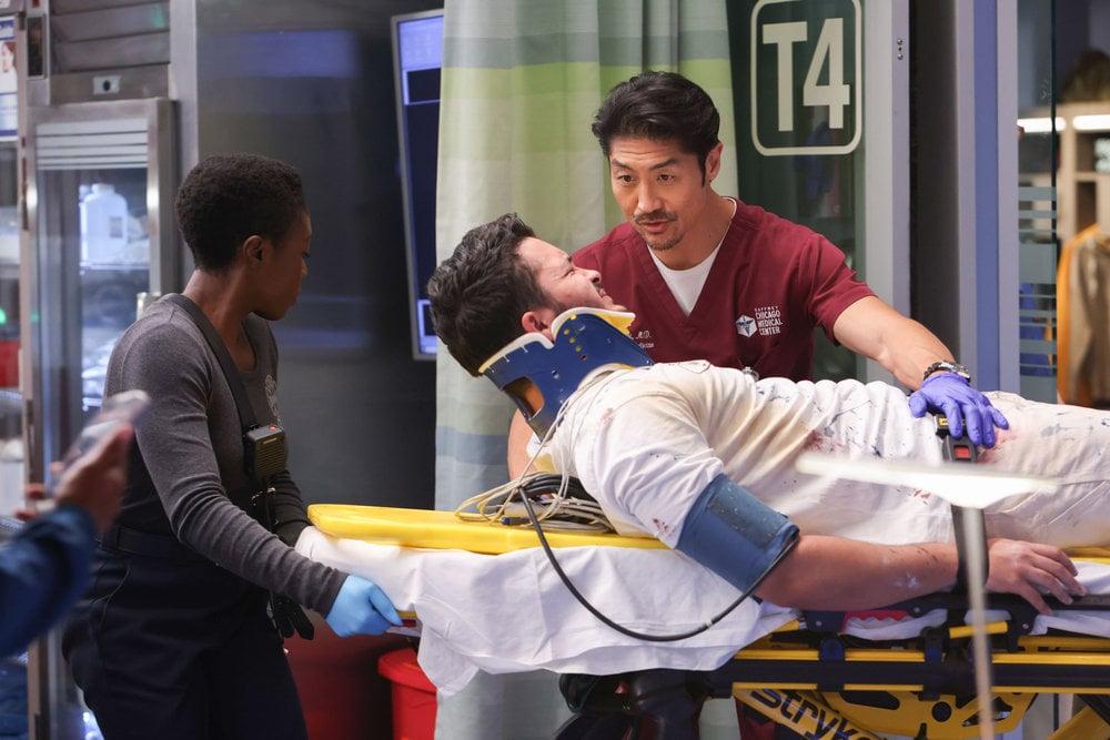 Chicago Med - Season 8 Episode 4 - The Apple Doesn't Fall Far From the Teacher