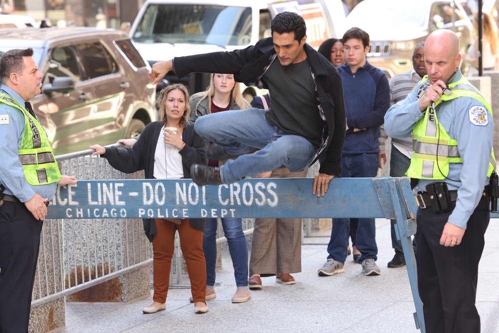 Chicago Med - Season 8 Episode 4 - The Apple Doesn't Fall Far From the Teacher