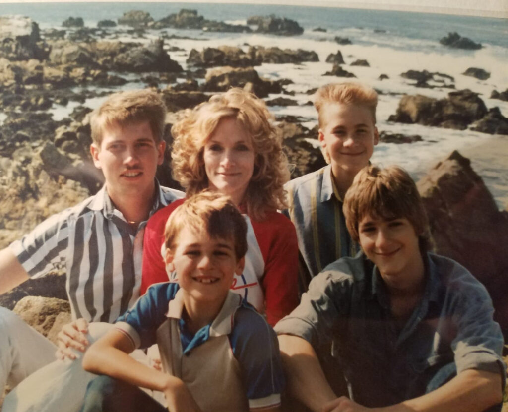 -from-back-left-jeff-bisch-rosanne-anne-bisch-dustin-lance-black-from-front-left-todd-black-marcus-black | Tell-Tale TV -from-back-left-jeff-bisch-rosanne-anne-bisch-dustin-lance-black-from-front-left-todd-black-marcus-black