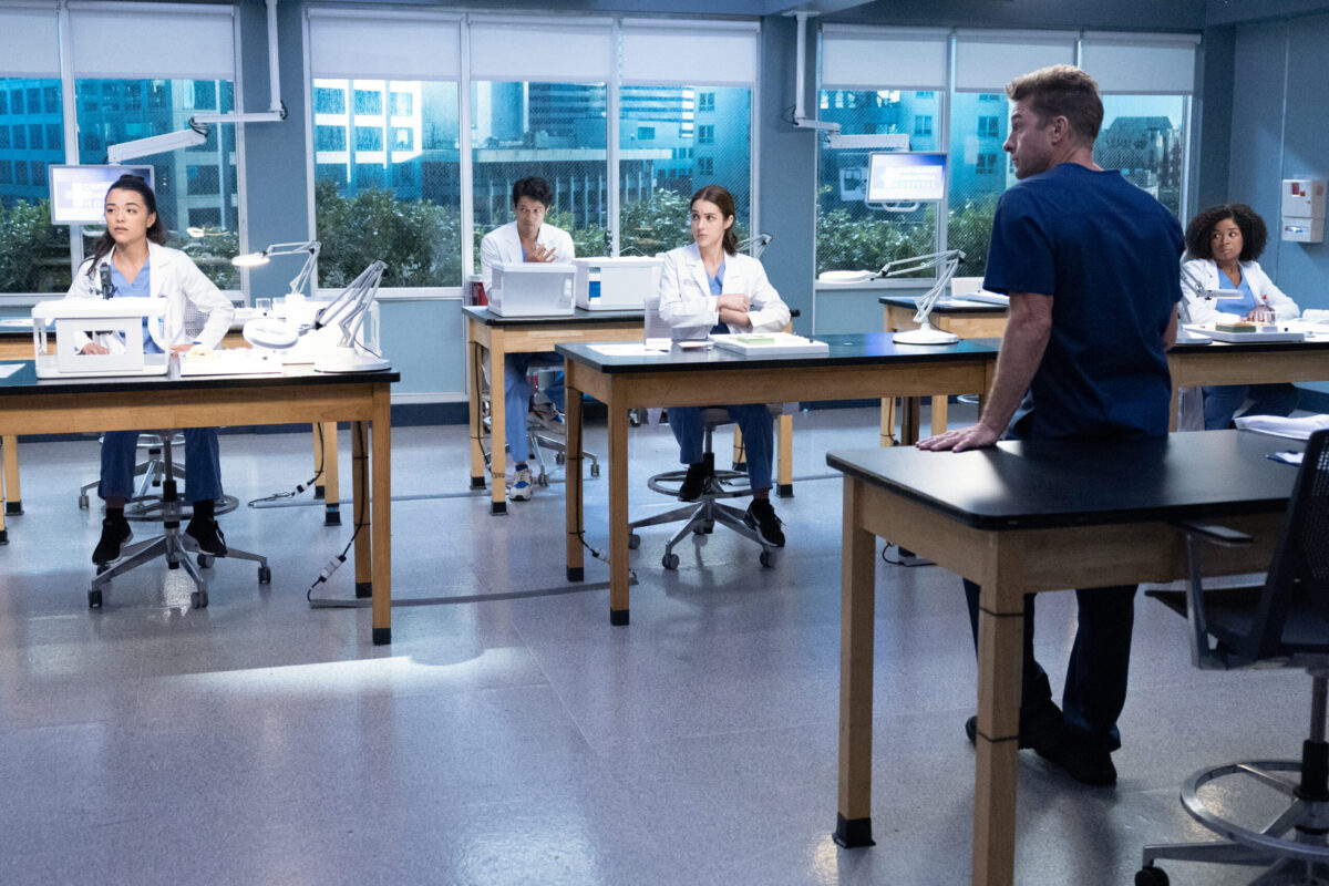 Grey's Anatomy Season 19 Episode 6 - Thunderstruck MIDORI FRANCIS, HARRY SHUM JR., ADELAIDE KANE, SCOTT SPEEDMAN, ALEXIS FLOYD