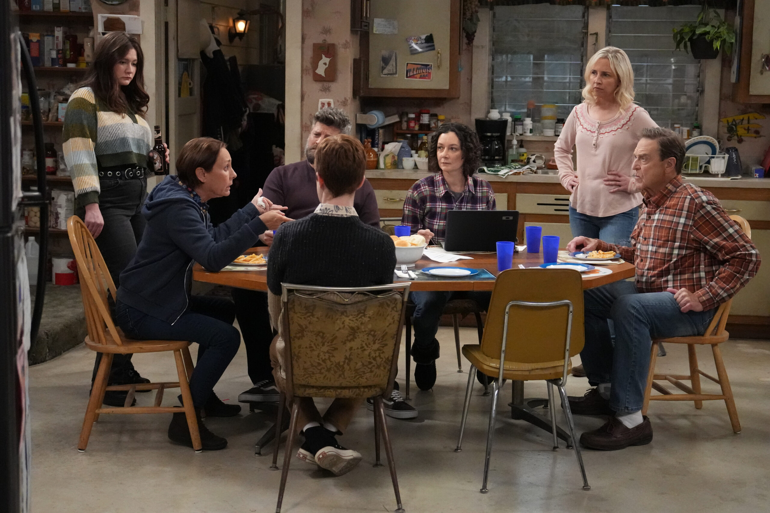 The Conners Season 5 Episode 8 Review: Of Missing Minds and Missing Fries - How Many Seasons Of The Conners Are There