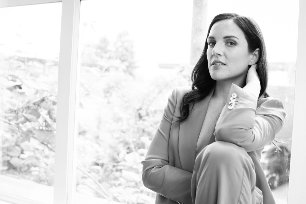 Stephanie Izsak | Tell-Tale TV Stephanie Izsak