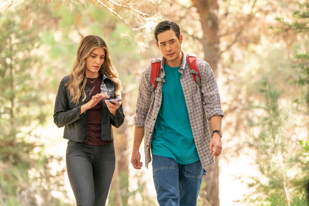 Quantum Leap - Season 1 Episode 8 - Caitlin Bassett and Raymond Lee