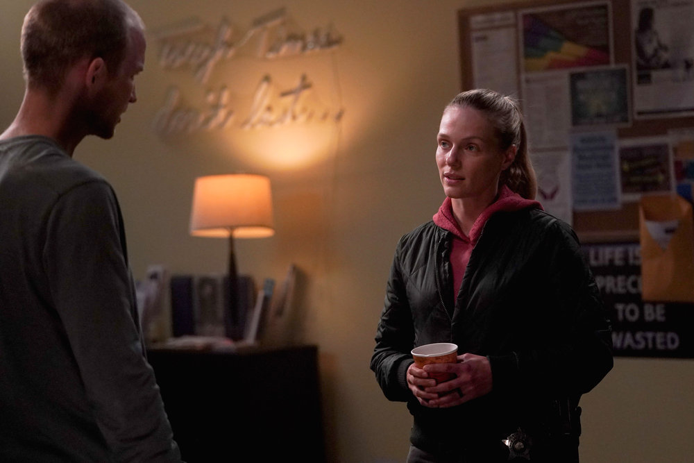 Chicago P.D. - Season 10 Episode 7 - Into the Deep