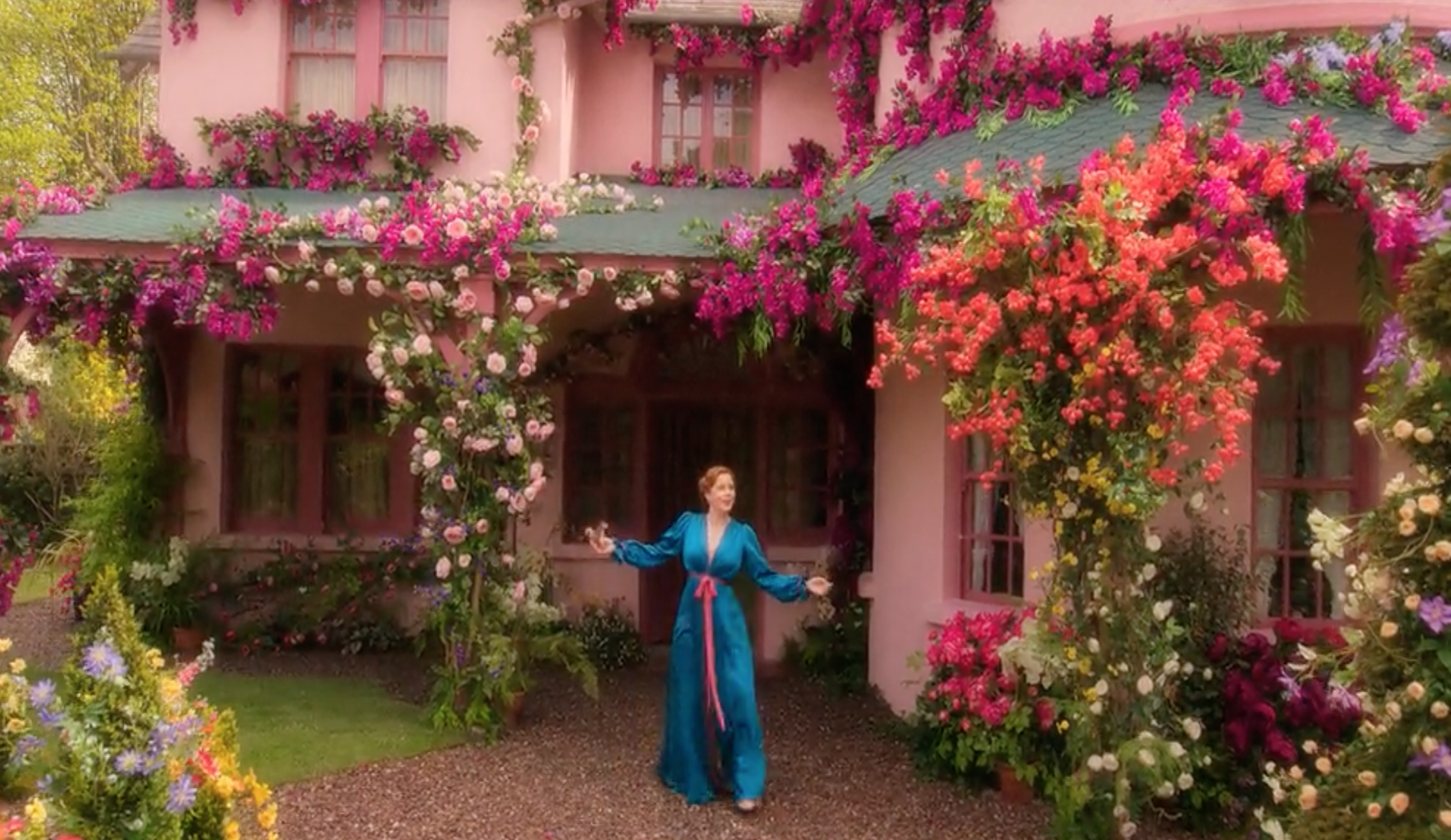 Amy Adams in Disenchanted | Tell-Tale TV Disenchanted (2022)