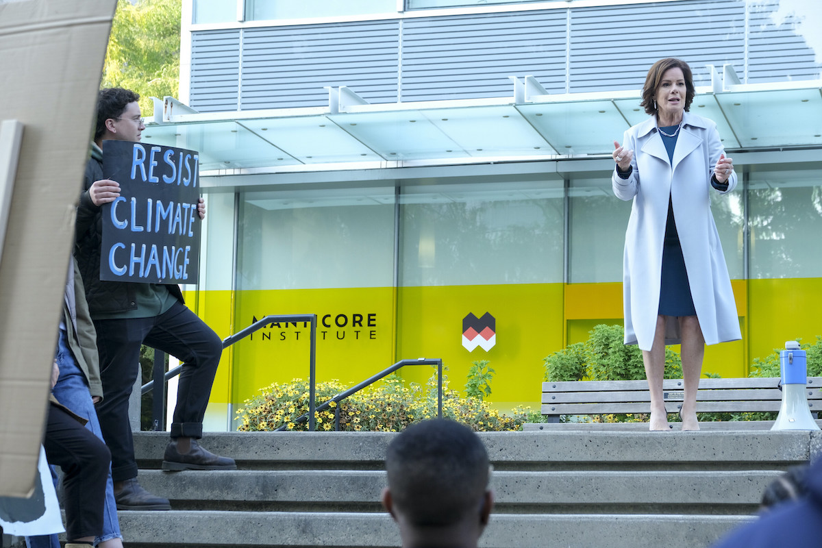 So Help Me Todd Season 1 Episode 8 Big Bang Theories