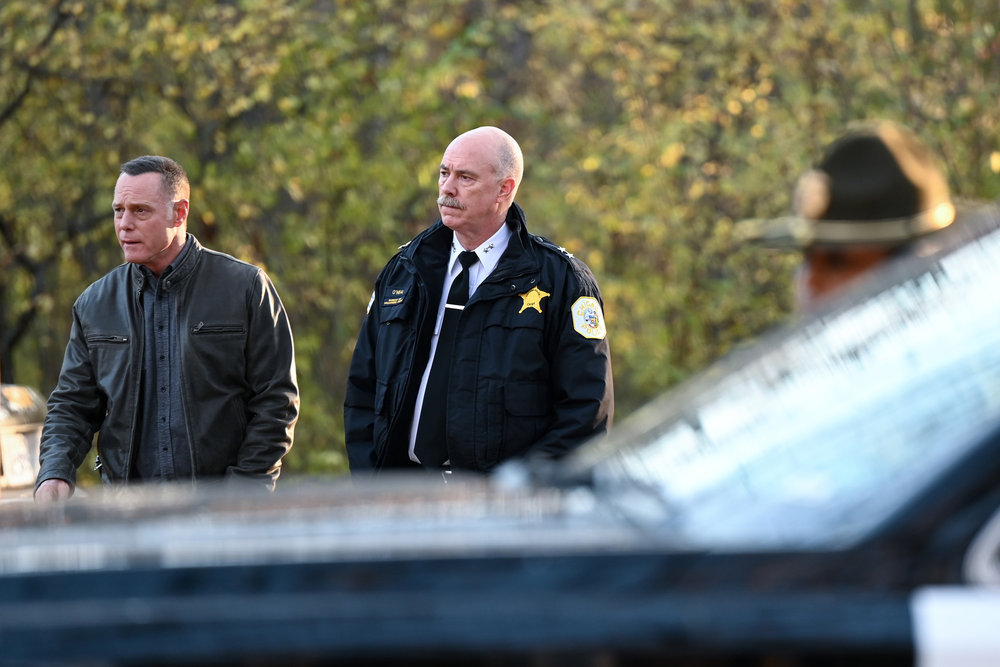 Chicago P.D. - Season 10 Episode 9 - Jason Beghe and Michael Gaston