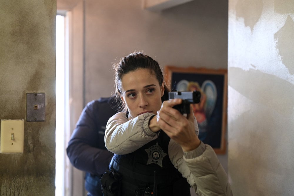 Chicago P.D. - Season 10 Episode 10 - The Job Preview — Chicago P.D. Season 10 Episode 10: This Job