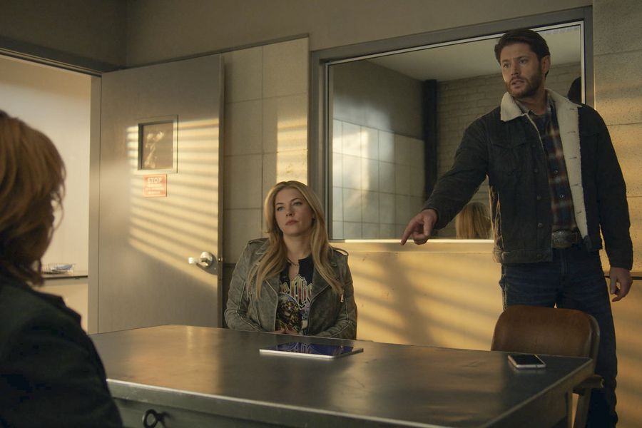 BIG SKY: DEADLY TRAILS Season 3 Episode 13 – “That Old Feeling” KATHERYN WINNICK, JENSEN ACKLES Photo via ABC