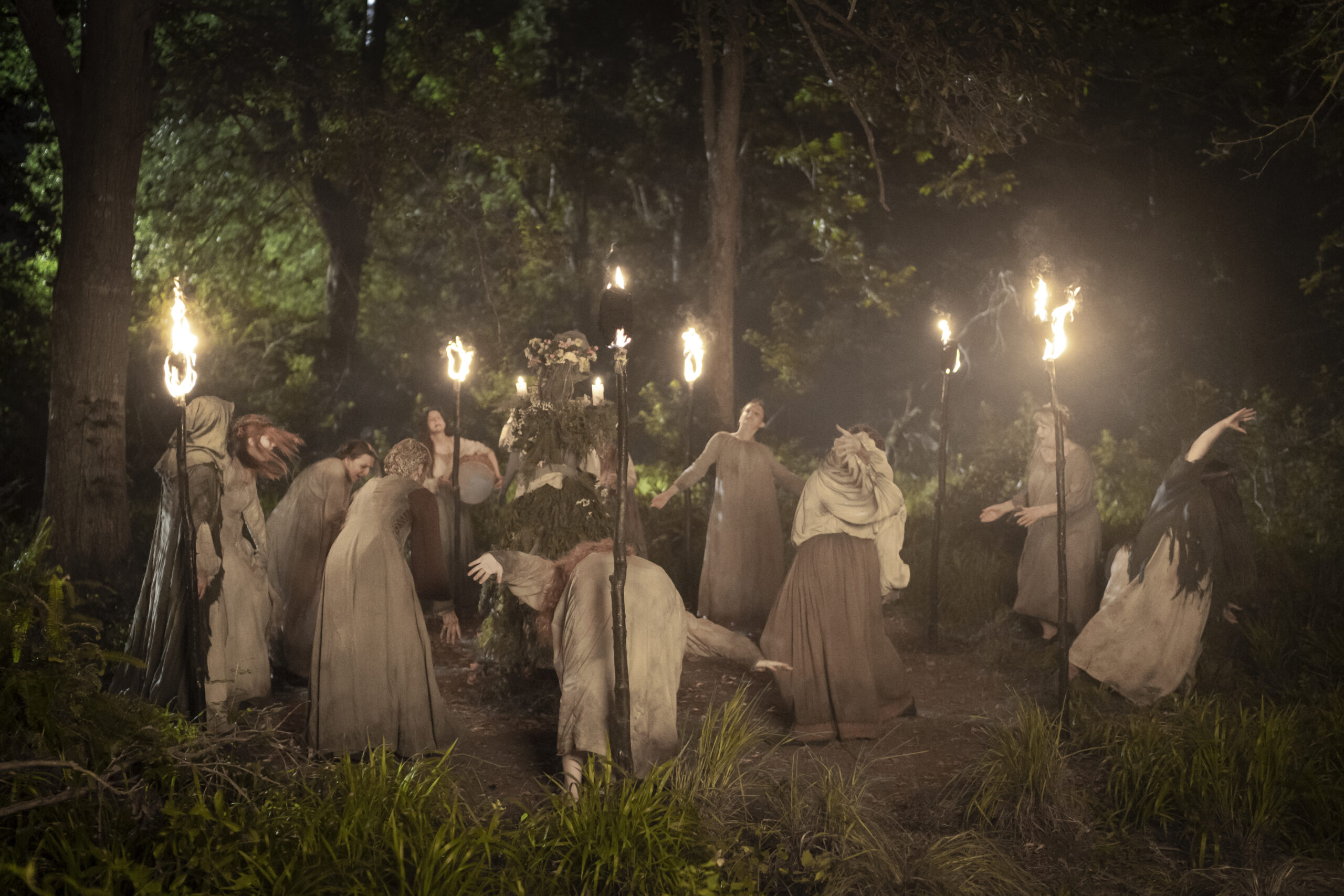 Mayfair Witches Season 1 Episode 4 | Tell-Tale TV Mayfair Witches Season 1 Episode 4