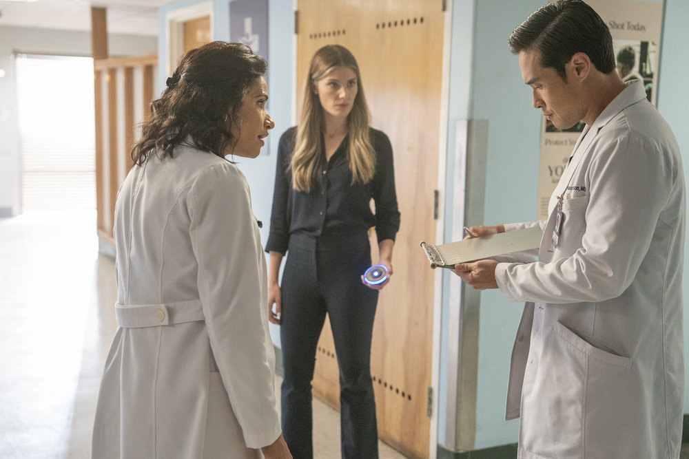 Quantum Leap - Season 1 Episode 10 - Tiffany Smith, Caitlin Bassett, and Raymond Lee
