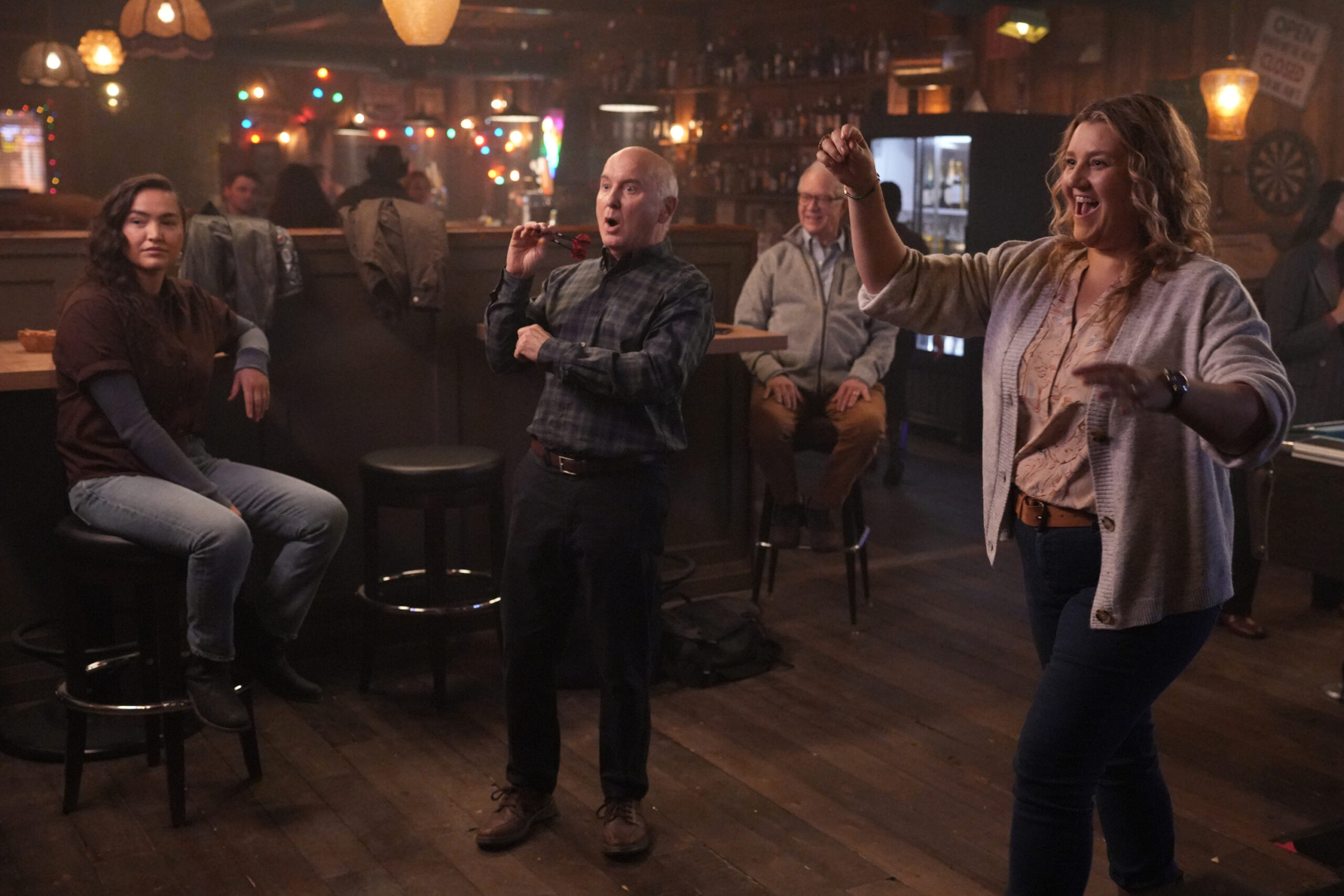 Alaska Daily Season 1 Episode 7 - GRACE DOVE, MATT MALLOY, MEREDITH HOLZMAN | Tell-Tale TV Alaska Daily Season 1 Episode 7 - GRACE DOVE, MATT MALLOY, MEREDITH HOLZMAN