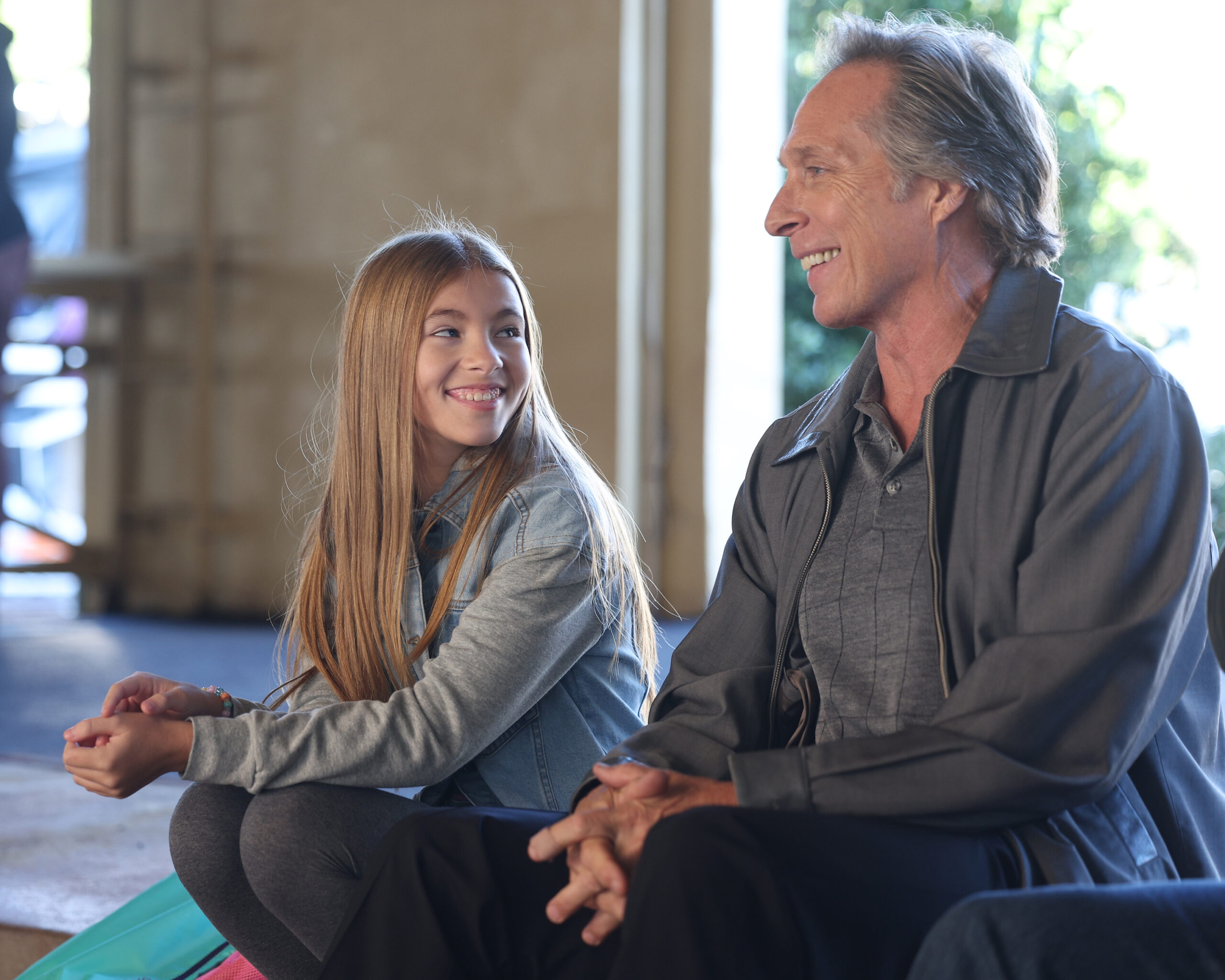 SHAYLEE MANSFIELD, WILLIAM FICHTNER | Tell-Tale TV SHAYLEE MANSFIELD, WILLIAM FICHTNER