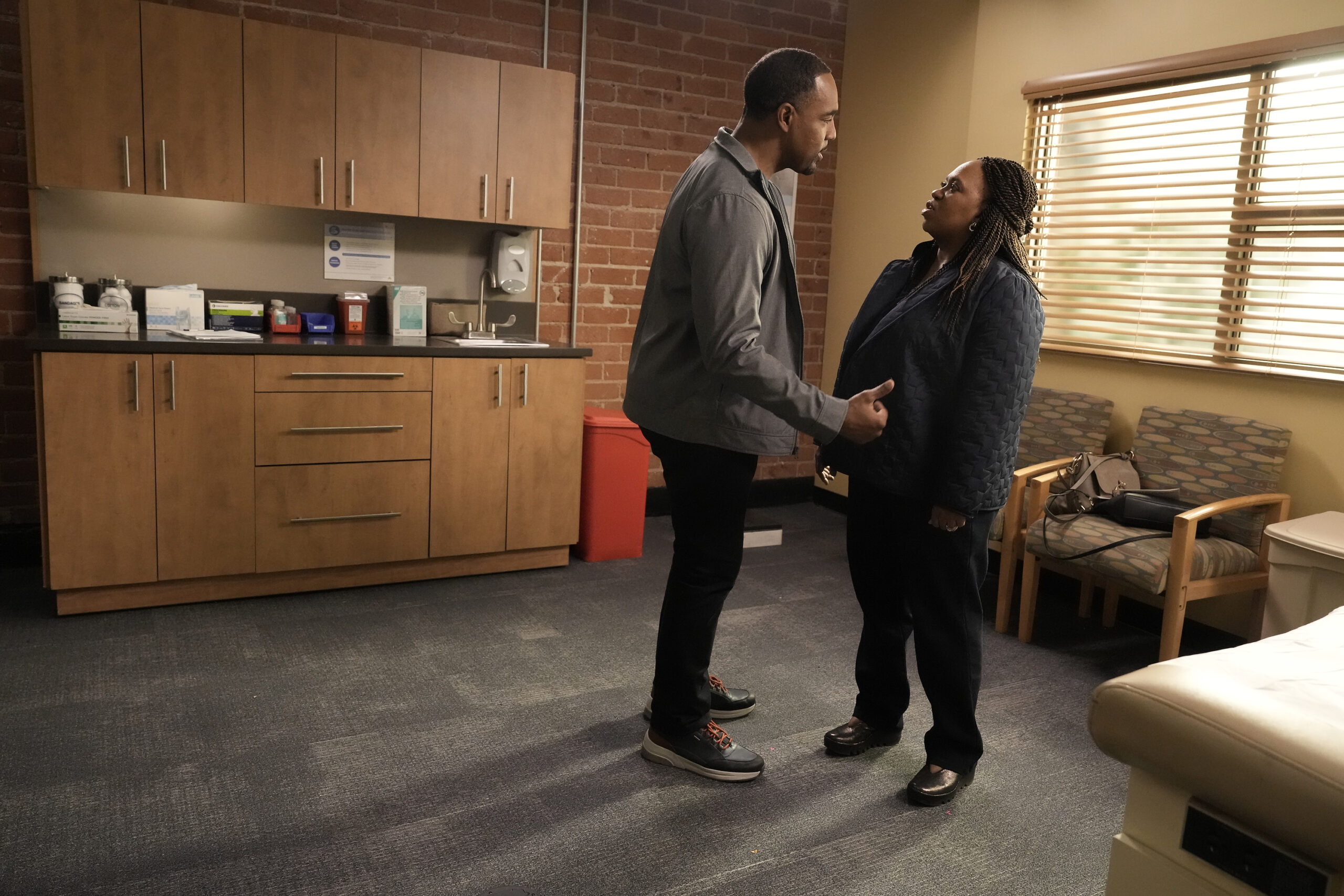 Station 19 Season 6 Episode 13 - It's All Gonna Break