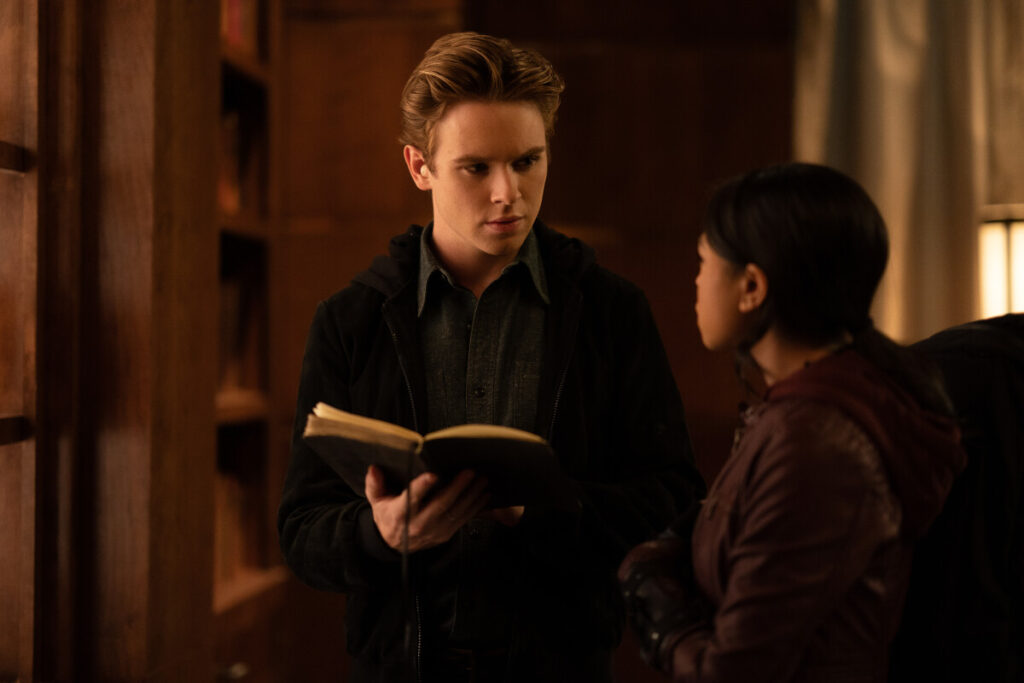 gotham-knights-season-1-episode-2-review-scene-of-the-crime-tell-tale-tv
