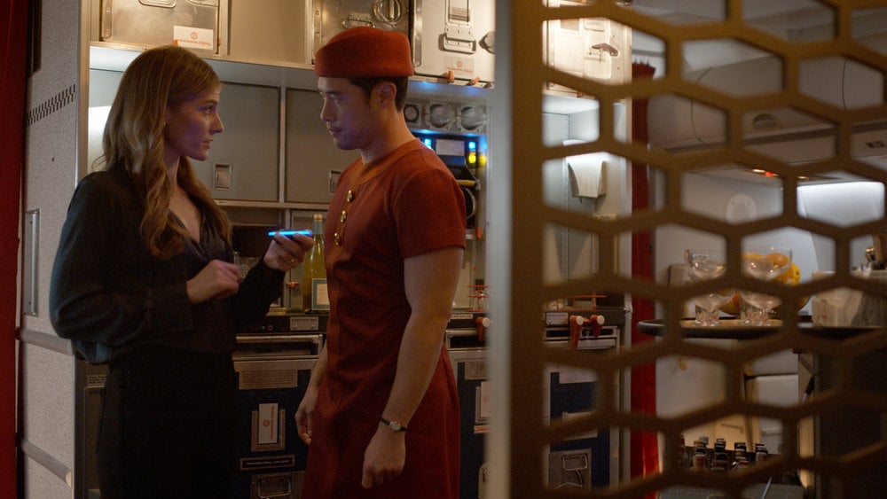 Quantum Leap - Season 1 Episode 17 The Friendly Skies - Caitlin Bassett and Raymond Lee