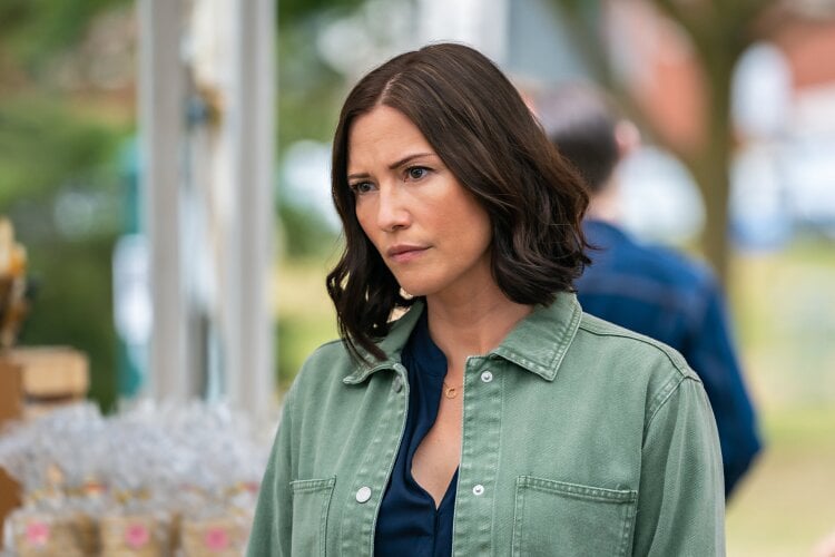 Chyler Leigh as Kat Landry in The Way Home - Hallmark Channel Hallmark Channel’s ‘The Way Home’ Renewed for Season 2 | Chyler Leigh as Kat Landry in The Way Home - Hallmark Channel