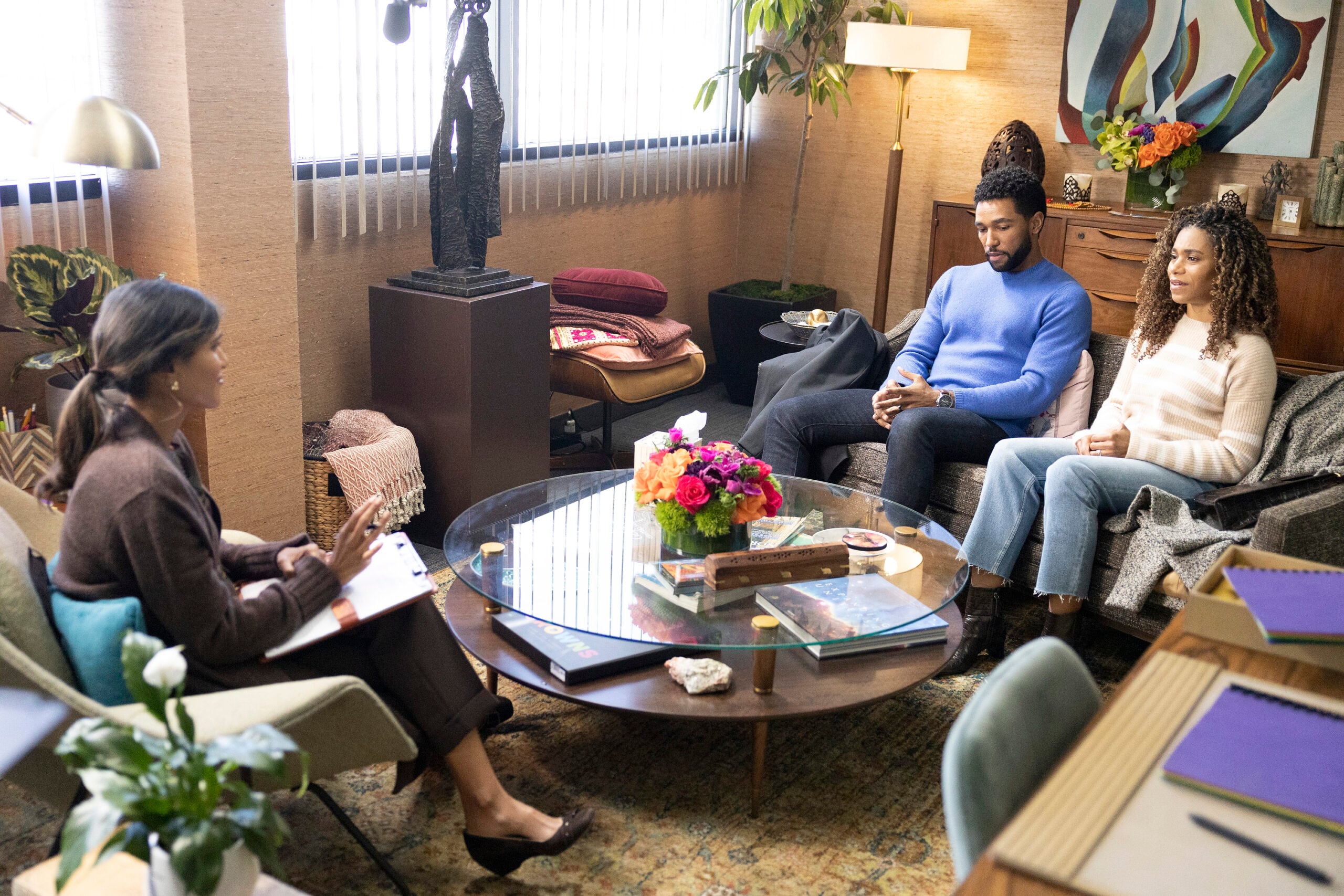 GREY'S ANATOMY Season 19 Episode 13: Cowgirls Don't Cry - ANTHONY HILL, KELLY MCCREARY