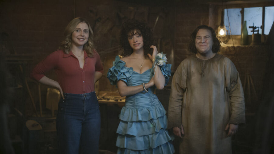 Ghosts - “Woodstone’s Hottest Couple”