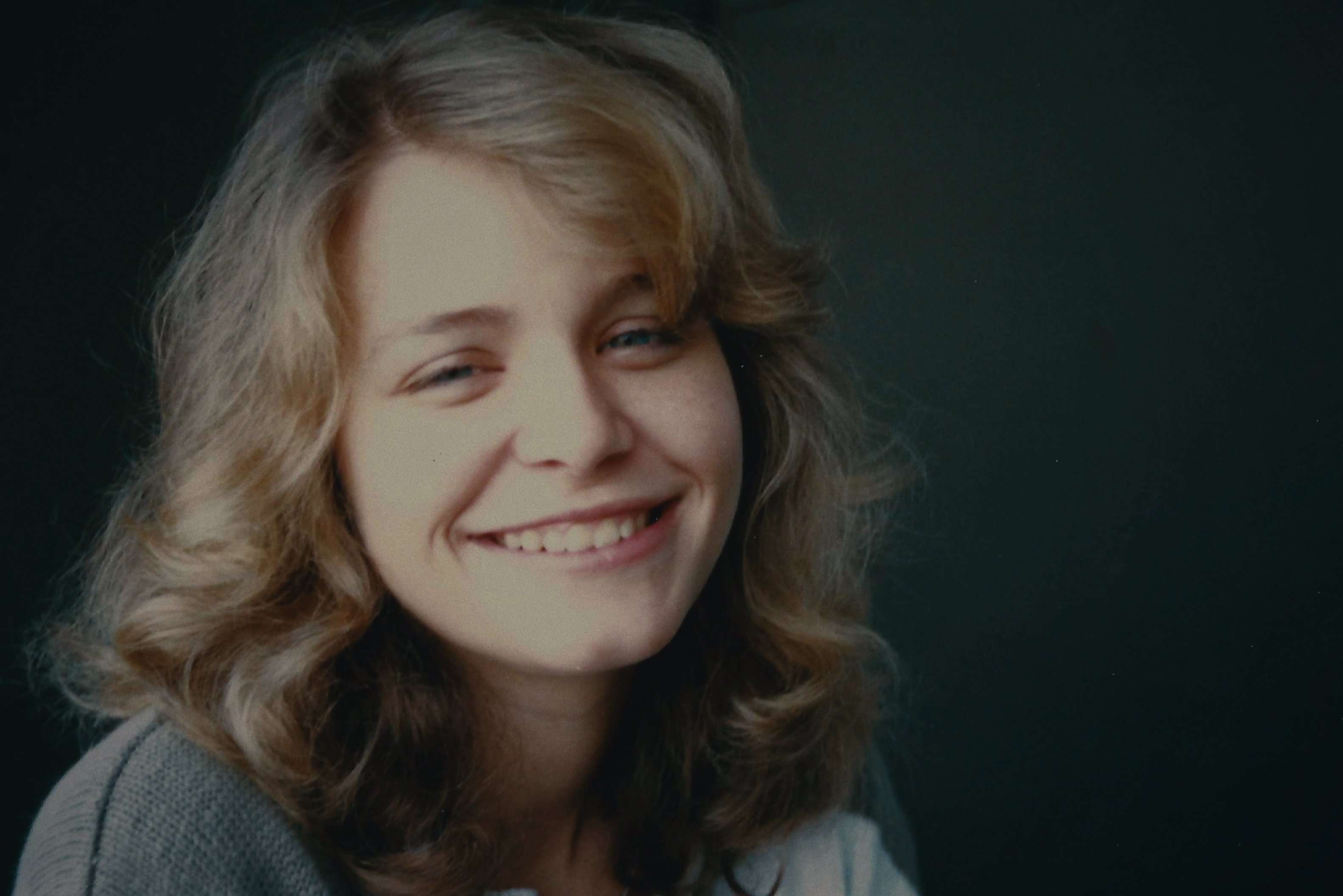 The Girl In the Photo | Tell-Tale TV The Girl in the photo
