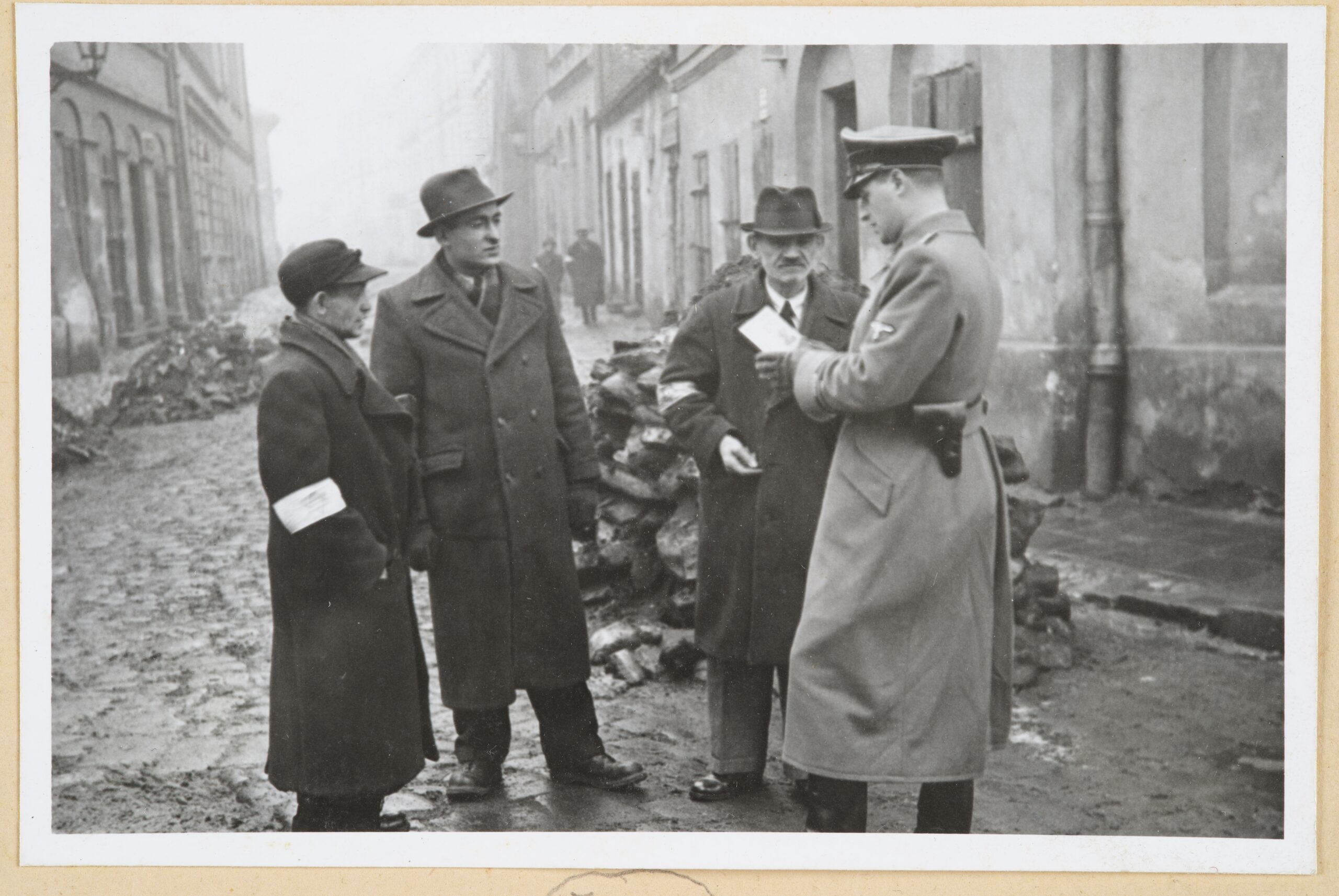 THE U.S. AND THE HOLOCAUST | Tell-Tale TV THE U.S. AND THE HOLOCAUST