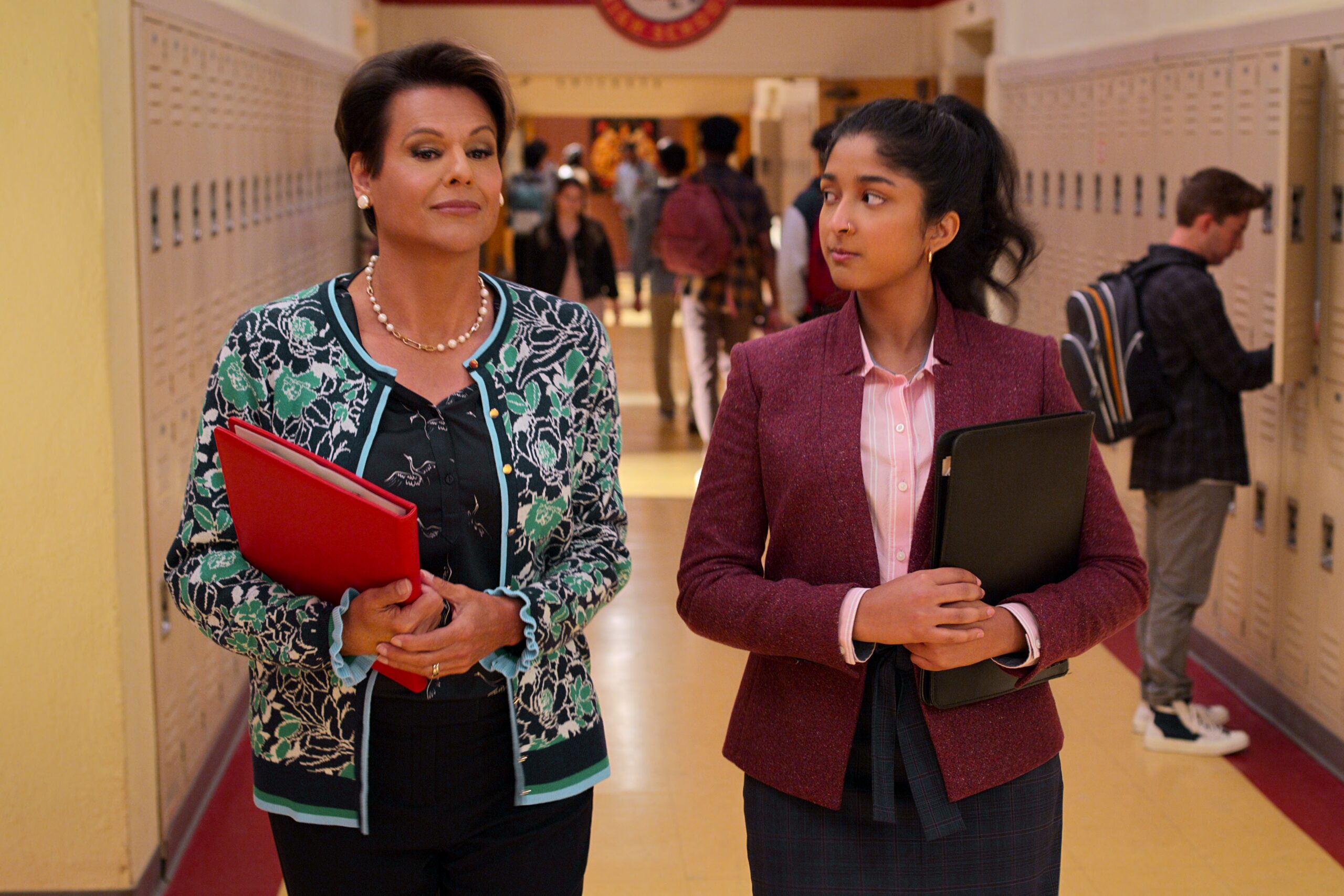 Never Have I Ever Season 4 Episode 4 - Alexandra Billings and Maitreyi Ramakrishnan
