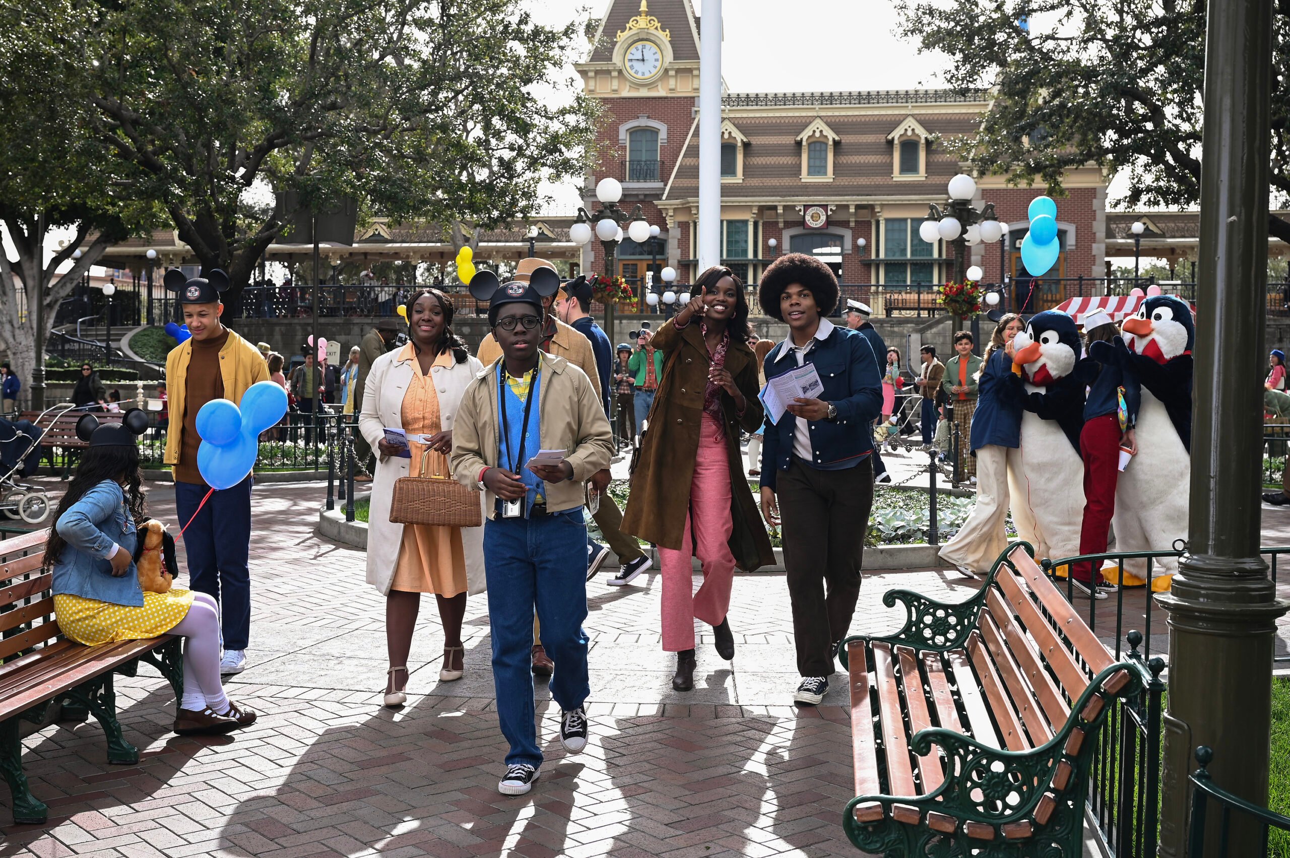 The Wonder Years Season 2 Episode 10 The Happiest Place on Earth | Tell-Tale TV The Wonder Years Season 2 Episode 10 The Happiest Place on Earth