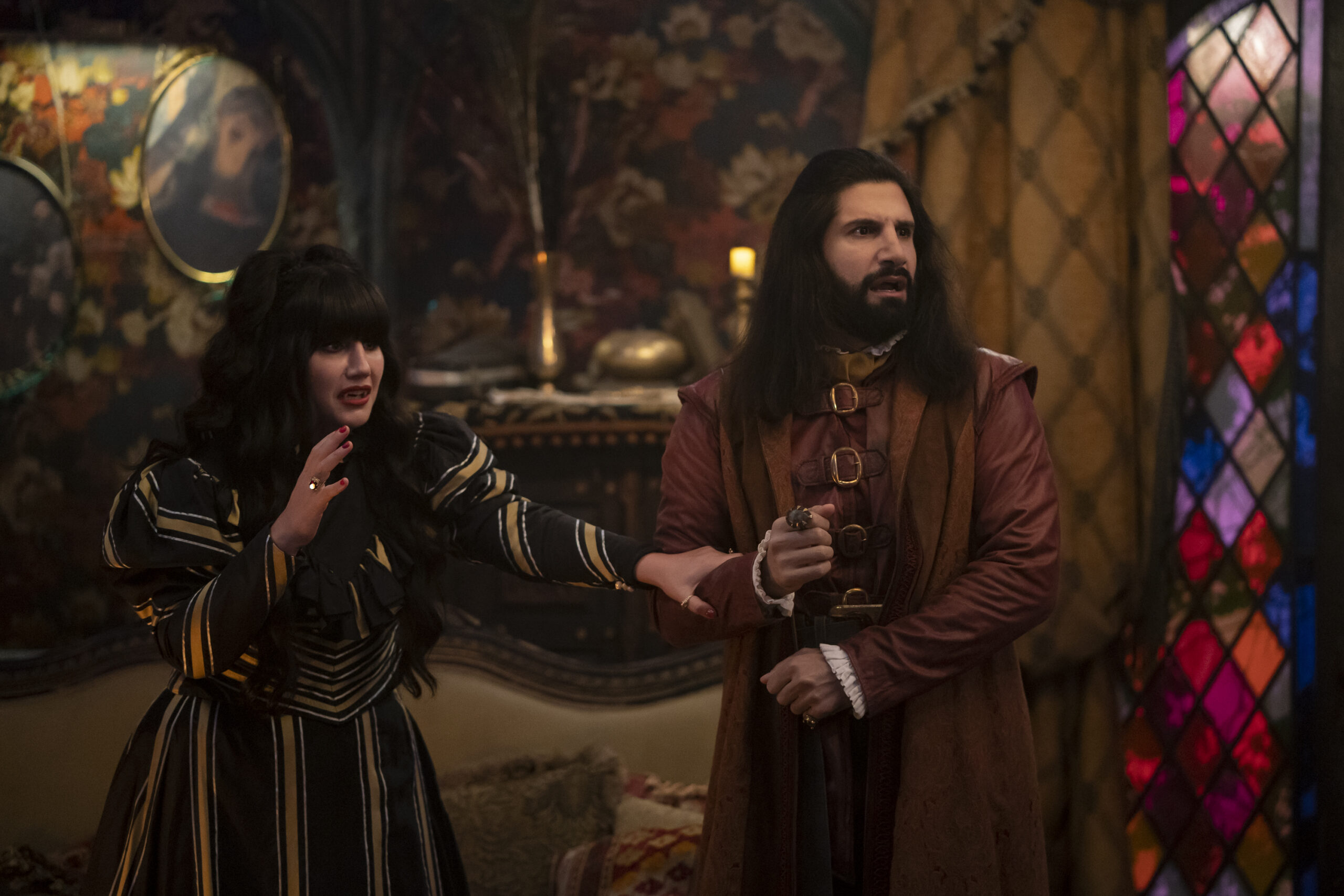 WWD5-Eps505-0283r | Tell-Tale TV What We Do in the Shadows Season 5 Episode 5 Local News