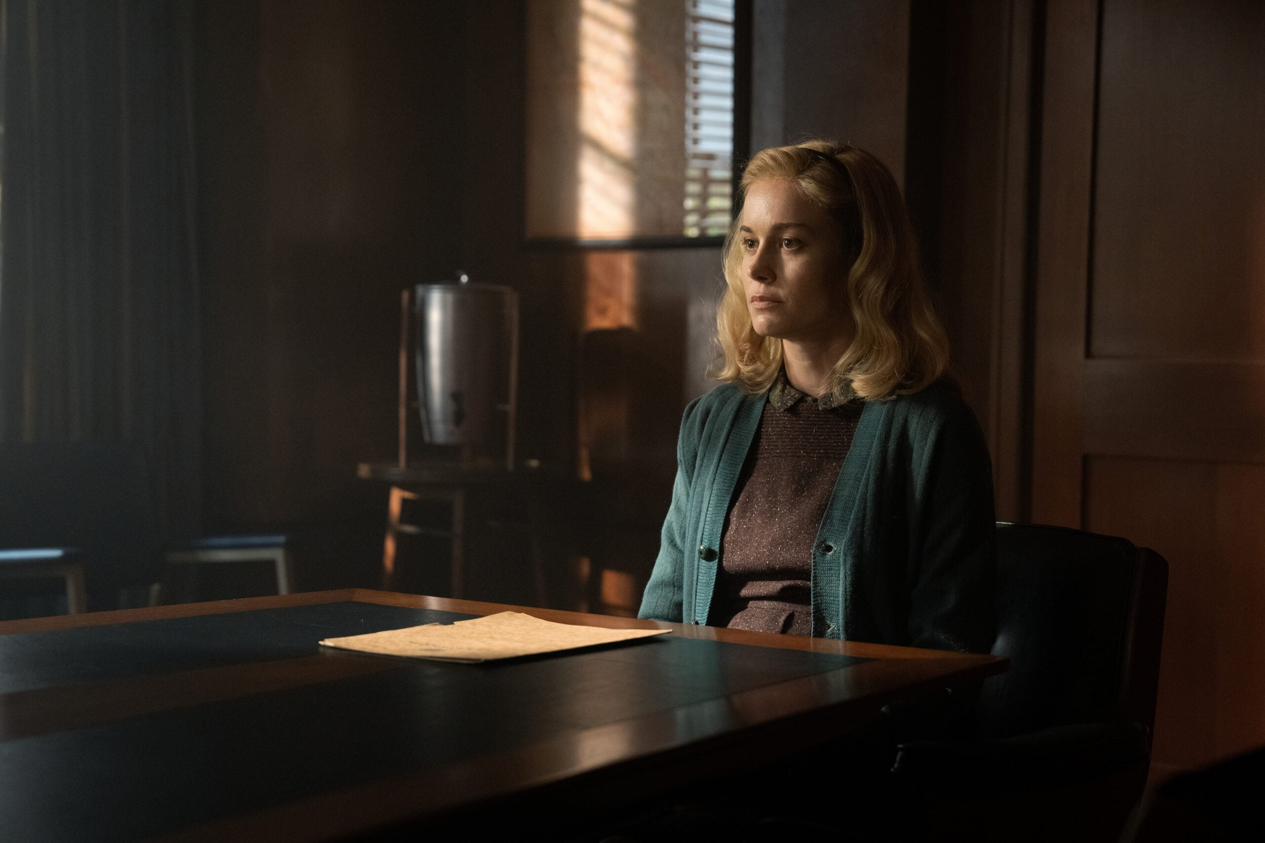 Lessons in Chemistry Season 1 Episode 3, "Living Dead Things"