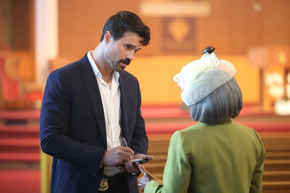 Still from Found Season 1 Episode 4 of Brett Dalton as Detective Mark Trent.