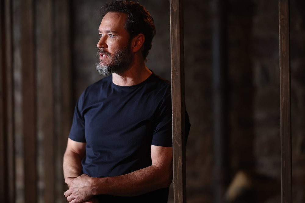 Still from Found Season 1 Episode 4 of Mark-Paul Gosselaar as Sir.