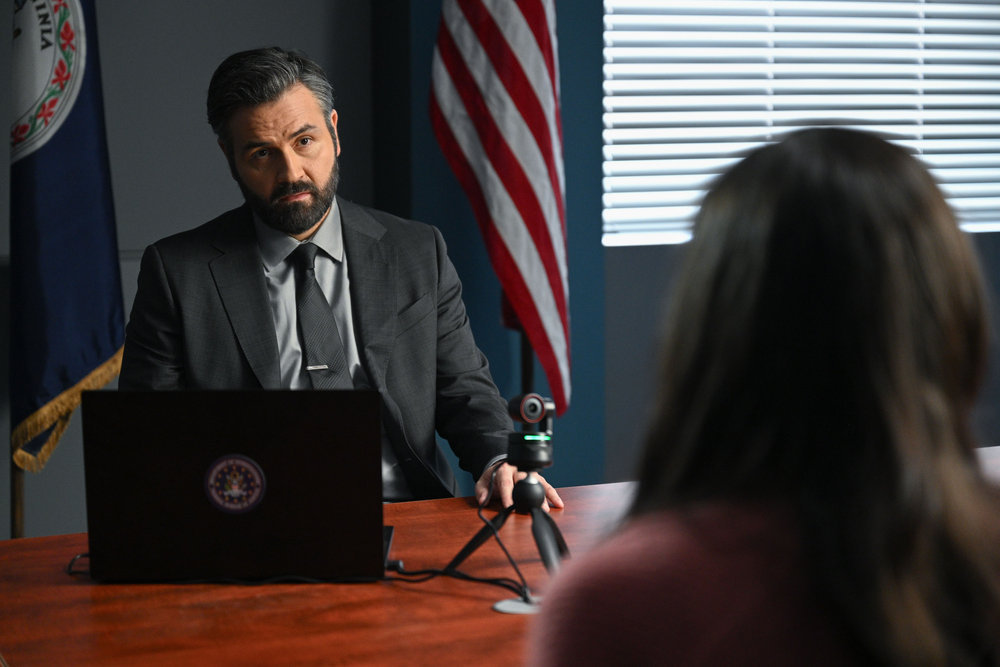 Still from The Irrational Season 1 Episode 3 of Brian King as Jace Richards