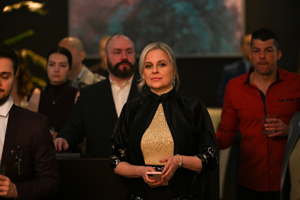 Still from The Irrational Season 1 Episode 5 of Debbie Podowski as Linda Fields.