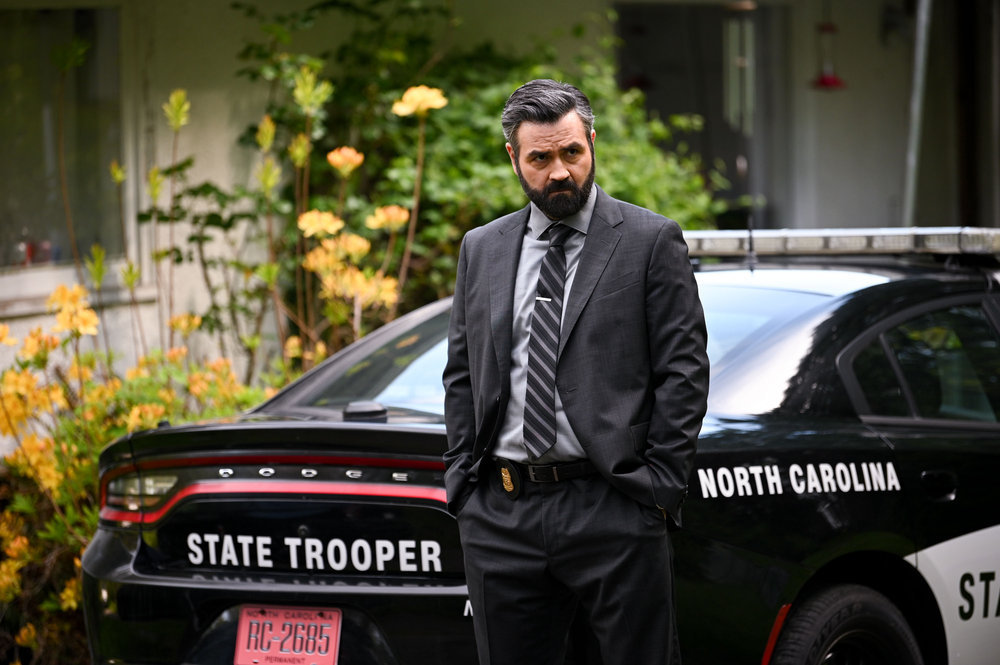 Still from The Irrational Season 1 Episode 5 of Brian King as Jace Richards.