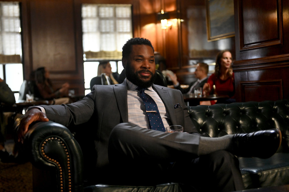Still from The Irrational Season 1 Episode 6 of Malcolm-Jamal Warner as Dustin Atwood.