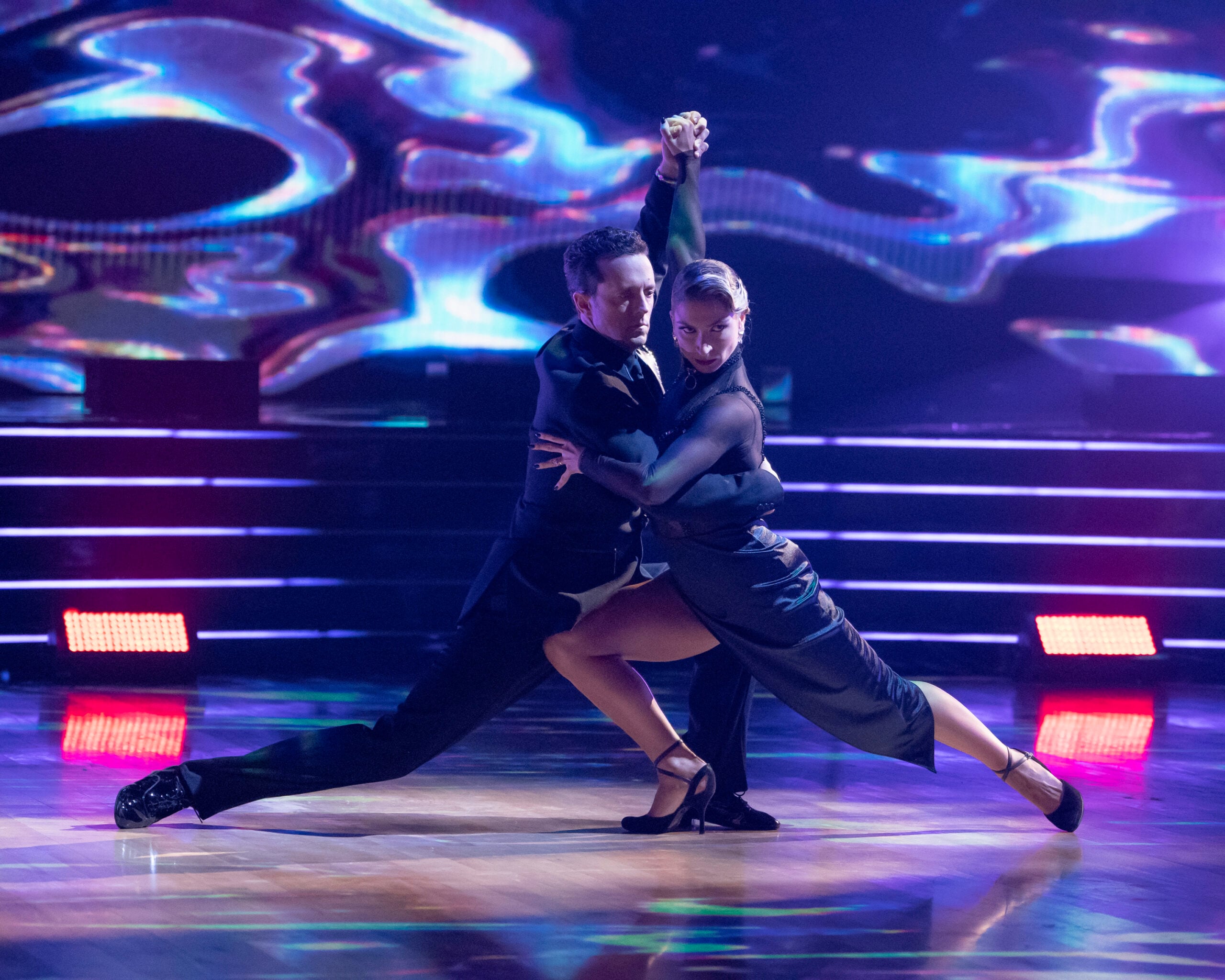 JASON MRAZ, DANIELLA KARAGACH