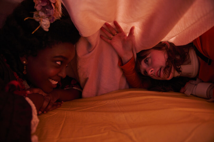 Ghosts UK - Season 1 Episode 2, "Gorilla War"