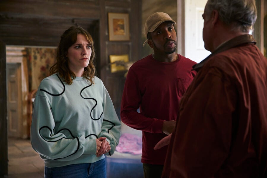 GHOSTS UK Season 1 Episode 5, "Moonah Ston"