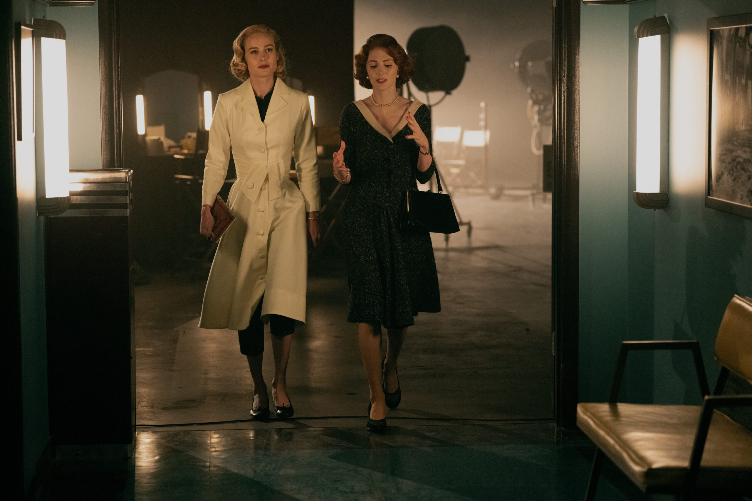 Lessons in Chemistry Season 1 Episode 6, "Poirot"