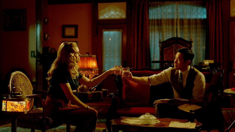 Still from Quantum Leap Season 2 Episode 6 of Eliza Taylor As Hannah Carson, Raymond Lee as Dr. Ben Song pictured from left to right.