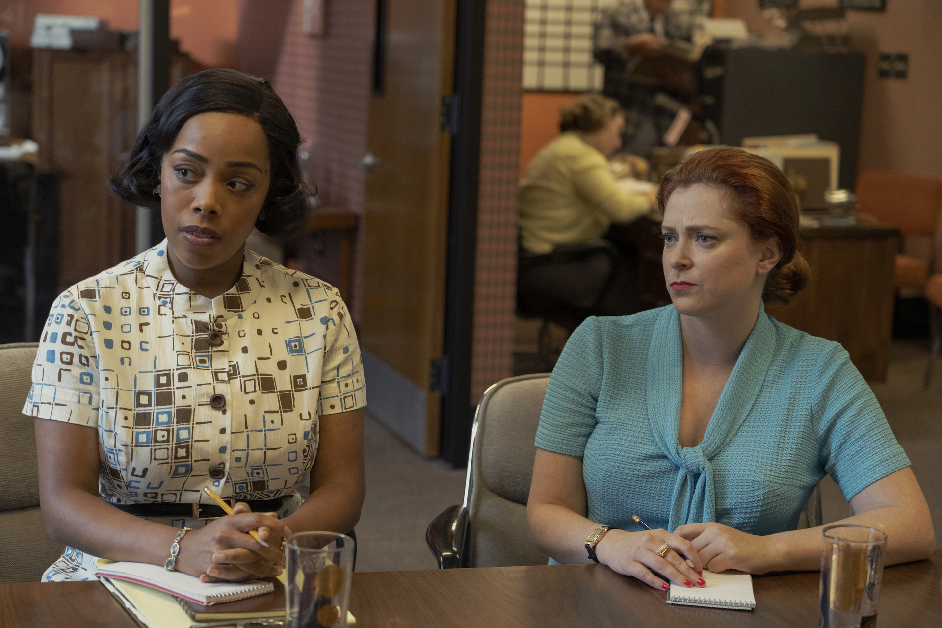 Julia Season 2 Episode 2 - Brittany Bradford and Rachel Bloom | Tell-Tale TV Still from Julia Season 2 Episode 2 of Brittany Bradford and Rachel Bloom.