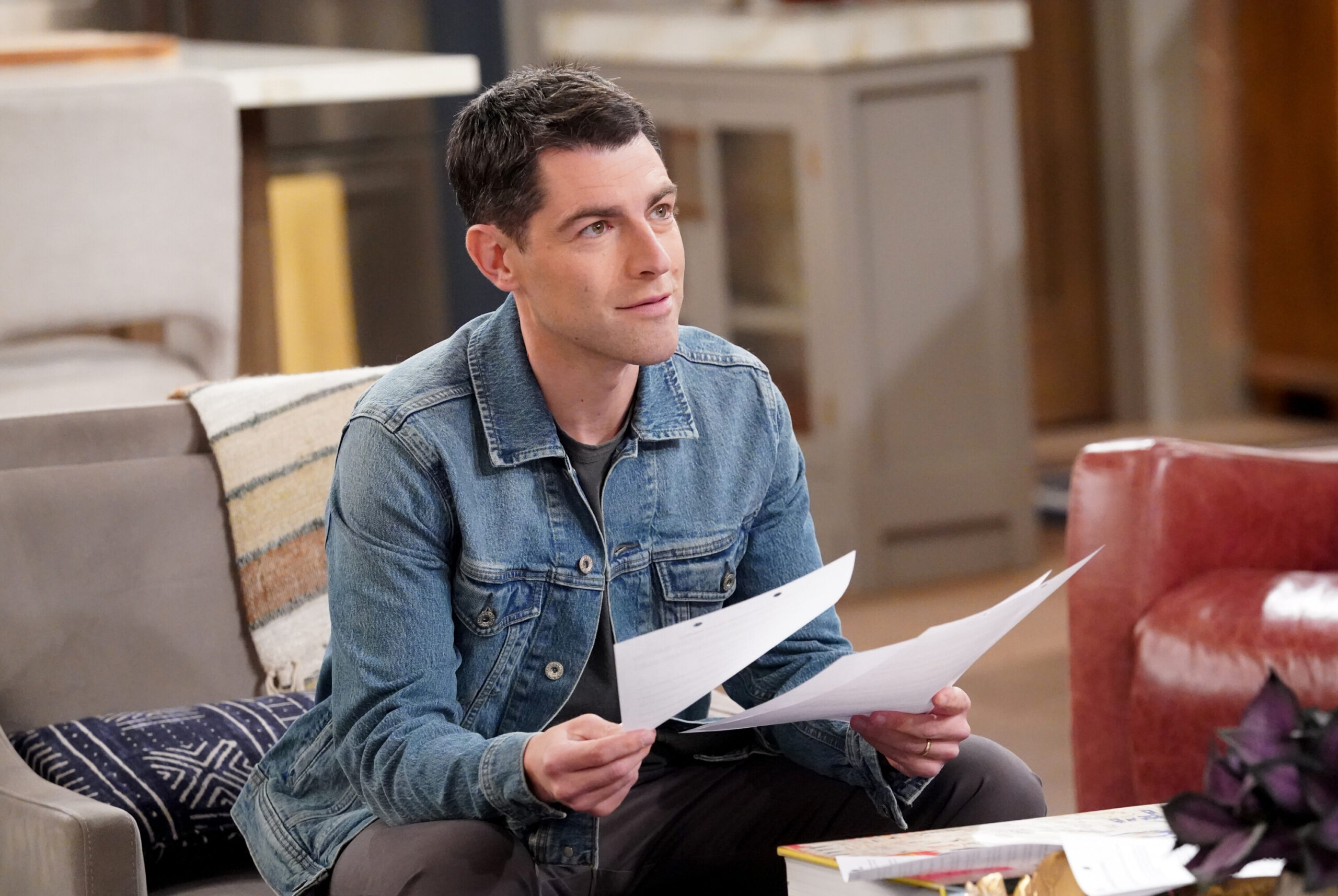 The Neighborhood - Max Greenfield - Welcome to New Beginnings | Tell-Tale TV The Neighborhood - Max Greenfield - Welcome to New Beginnings