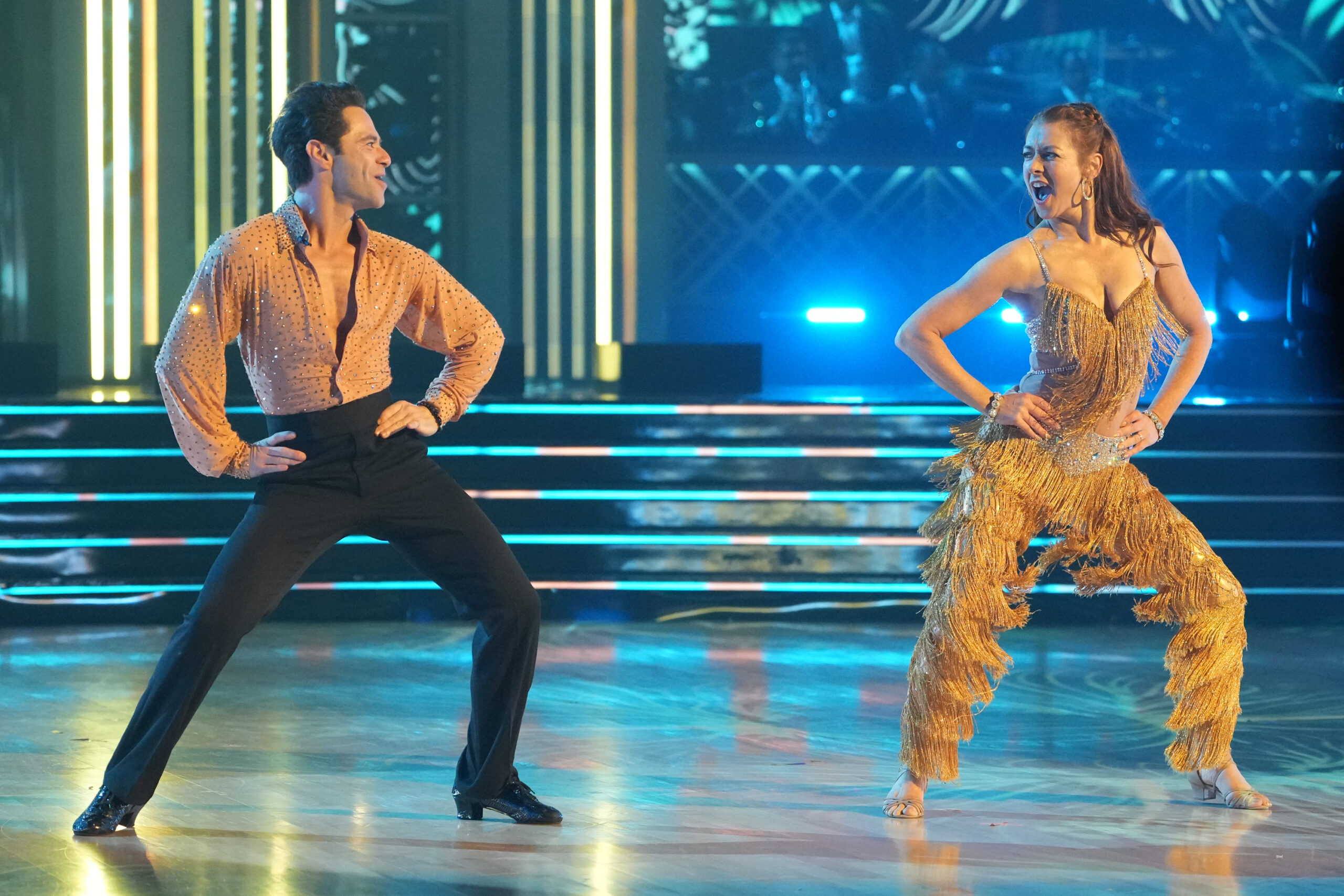 SASHA FARBER, ALYSON HANNIGAN Dancing with the Stars Season 32 Episode 11 Recap: Who Won the Len Goodman Mirrorball Trophy?